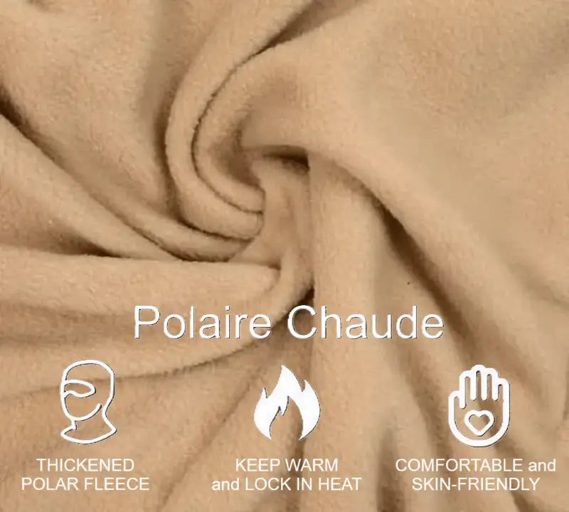 Zoom sur le tissu polaire léger et chaud d’un bonnet cagoule kaki, conçu pour protéger efficacement contre le froid avec une respirabilité optimale.