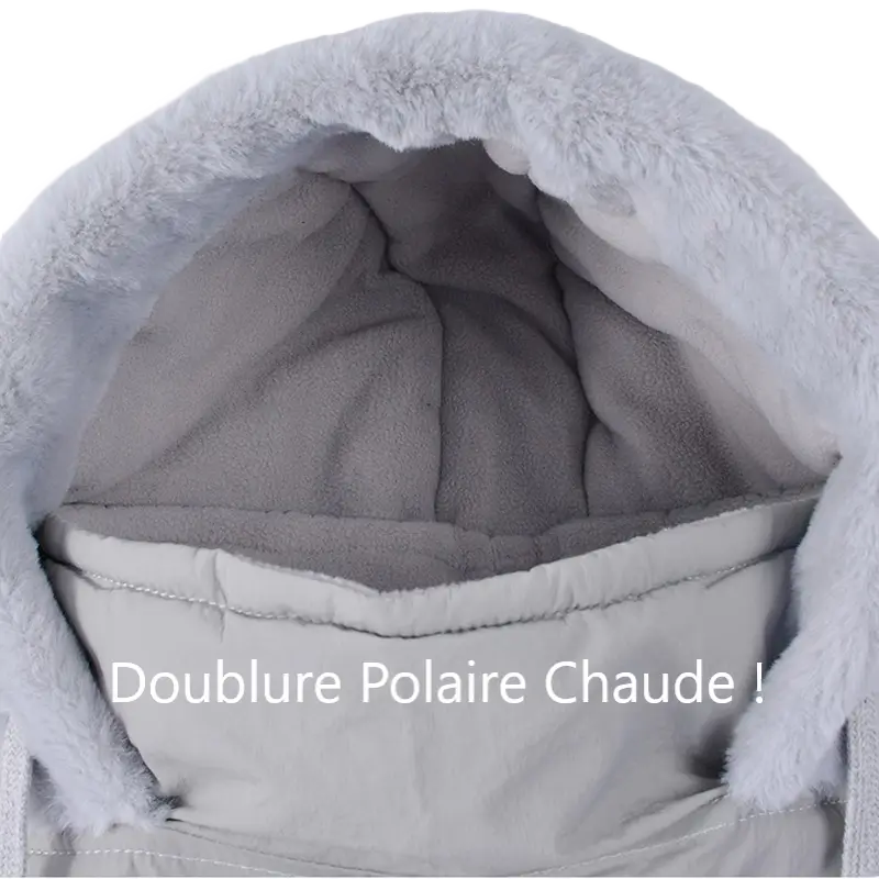 Vue intérieure d'une cagoule ski femme waterproof grise, montrant une doublure polaire douce et chaude pour une protection maximale contre le froid pendant les activités hivernales.