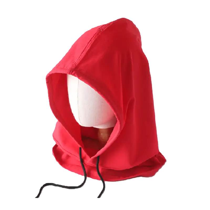 Cagoule streetwear rouge, design enveloppant et tissu épais pour une protection efficace contre le froid.