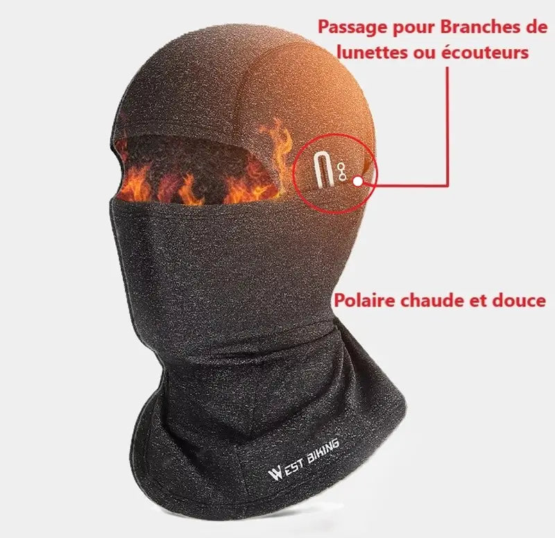 Cagoule vélo grand froid noire avec doublure en polaire douce et chaude, mettant en avant un passage intégré pour branches de lunettes ou écouteurs. Illustration de chaleur protectrice idéale pour l'hiver.